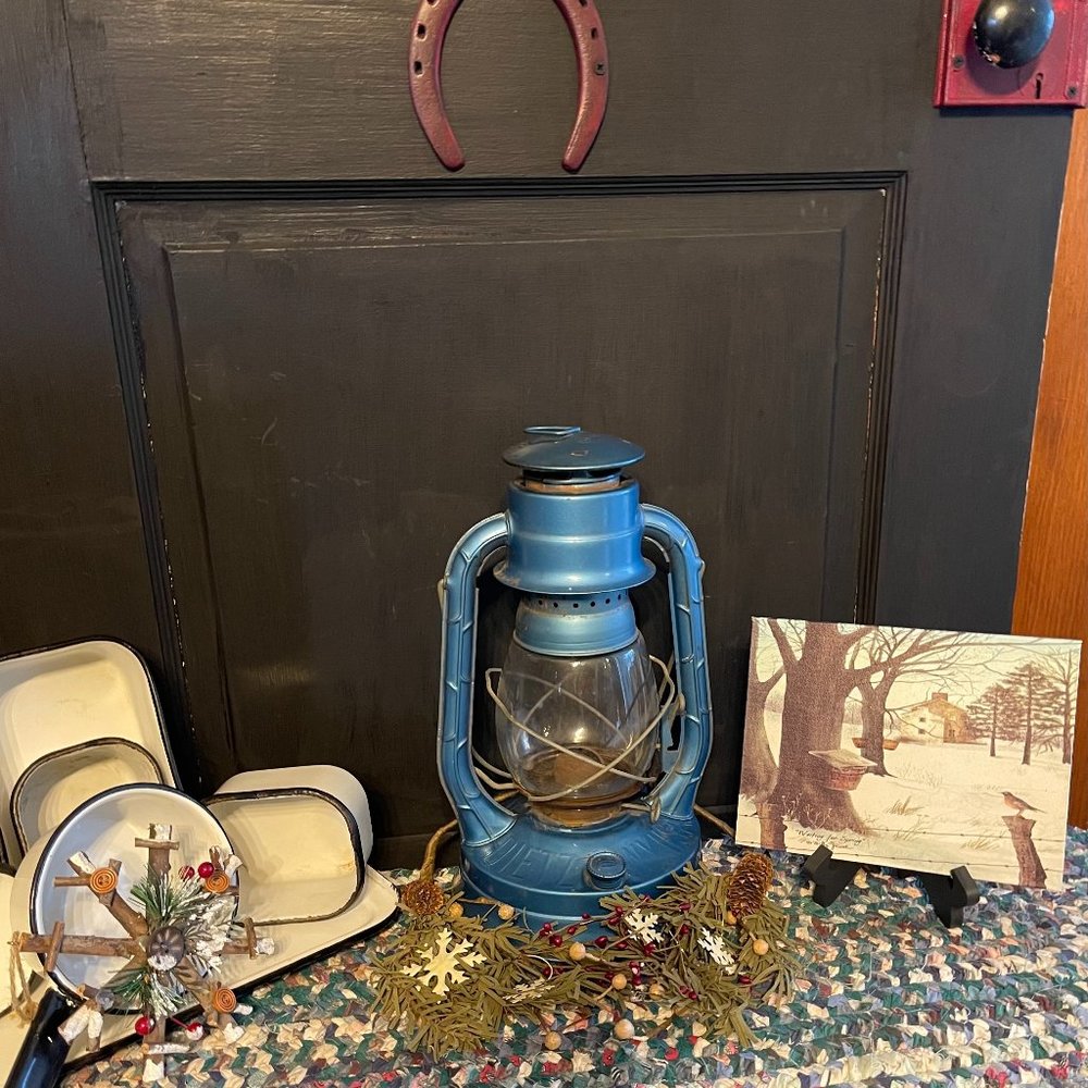 Vintage Dietz #8 Air Piolet Oil Lamp